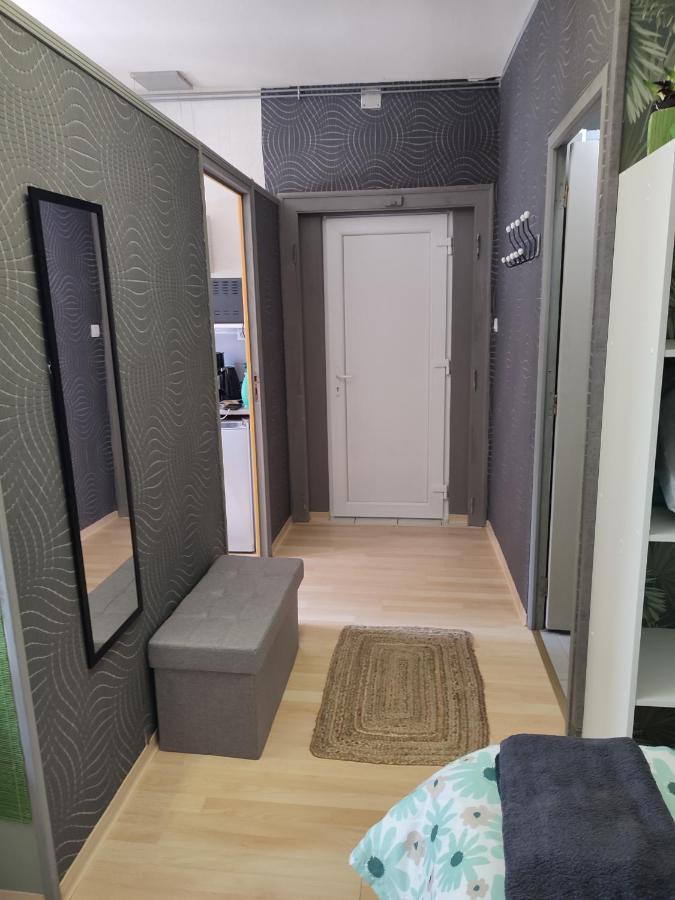 Studio Independant Acces Direct Autonome. Le Cateau-Cambresis Экстерьер фото